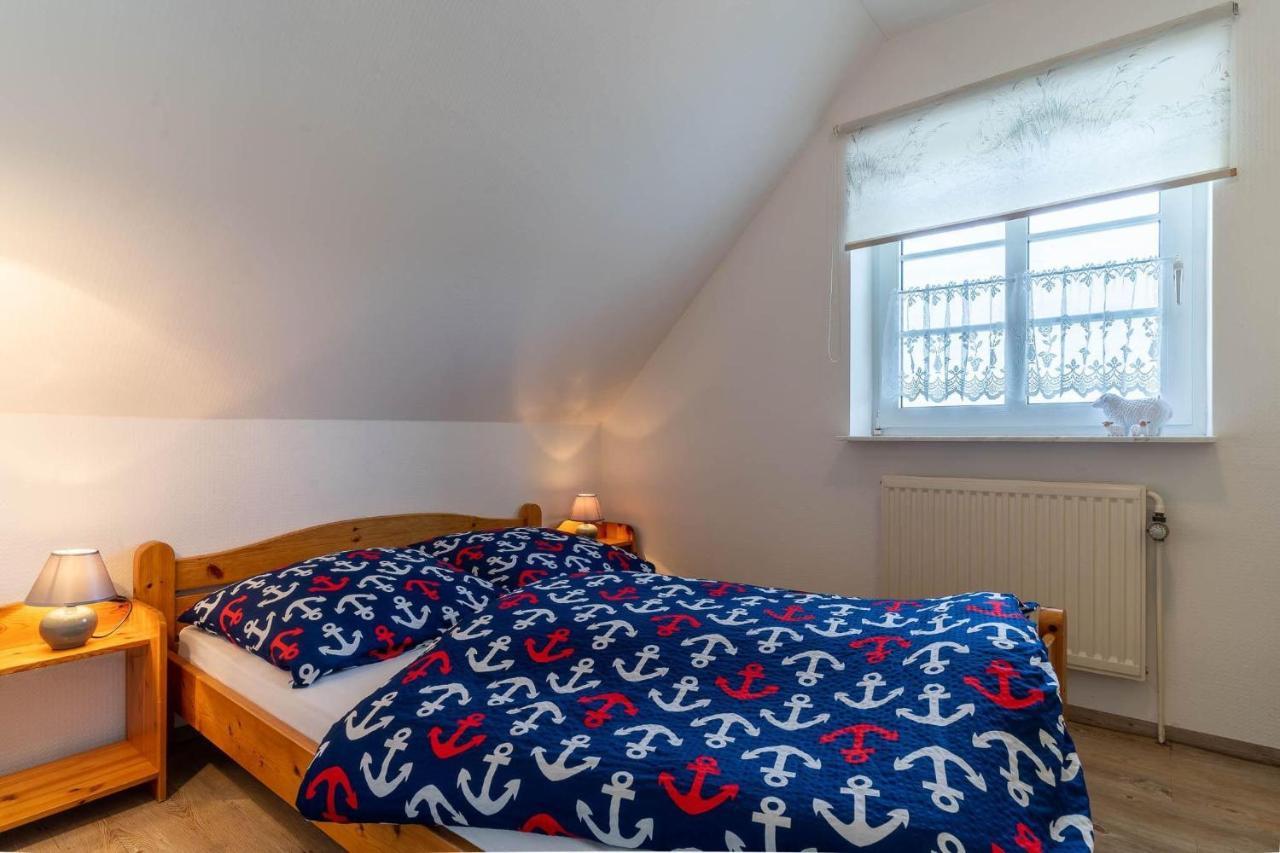 Bi-Uns-To-Hus Apartment Tönning Екстериор снимка