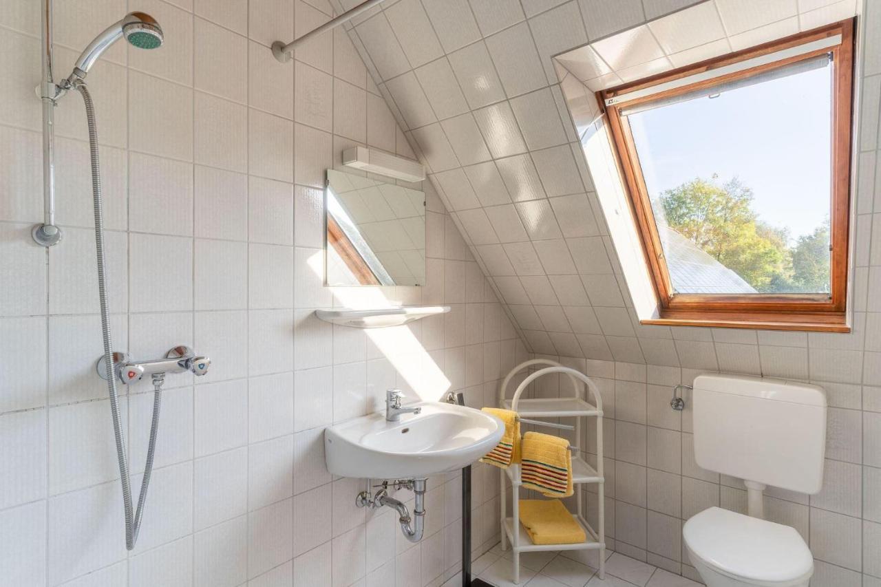 Bi-Uns-To-Hus Apartment Tönning Екстериор снимка